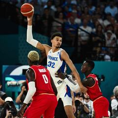 Las fotos que demuestran la superioridad física de Wembanyama