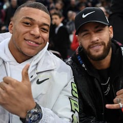 Zico: "Le he pedido a Neymar que sea más profesional"