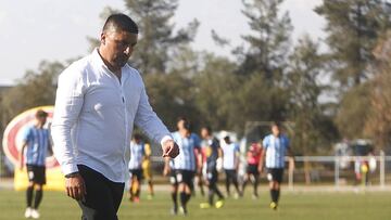 DT de Magallanes es el cuarto despedido en la Primera B