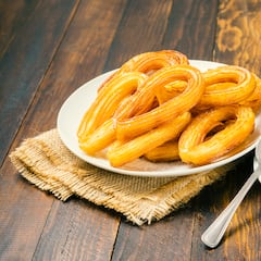 Afirma que en España los churros pierden por goleada frente a su gran rival y comienza la batalla en los comentarios: “En mi pueblo…”