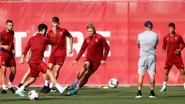 Entrenamiento del Sevilla.