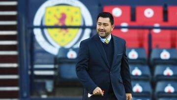 Pedro Martínez Losa con Escocia.