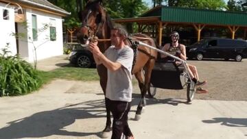 Un MVP muy diferente: vean cómo recibió el trofeo Jokic
