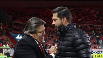 (L-R), Miguel Herrera head coach of Tijuana and Benjamin Mora head coach of Atlas during the game Tijuana vs Atlas , corresponding to Round 14 of the Torneo Apertura 2023 of the Liga BBVA MX, at Caliente Stadium, on October 29, 2023.
<br><br>
(I-D), Miguel Herrera Director Tecnico de Tijuana y Benjamin Mora Director Tecnico de Atlas durante el partido Tijuana vs Atlas , correspondiente a la Jornada 14 del Torneo Apertura 2023 de la Liga BBVA MX, en el Estadio Caliente, el 29 de Octubre de 2023.
