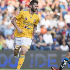 Doblete de Gignac le da el triunfo a Tigres sobre Gallos Blancos