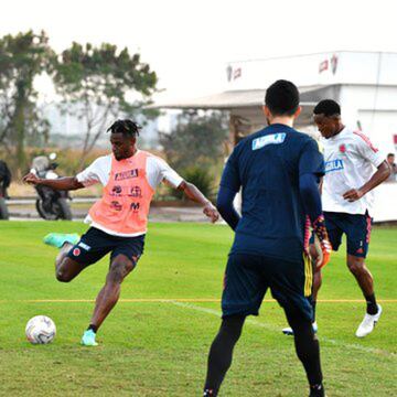 La Selección Colombia sumó un nuevo entrenamiento en Río de Janeiro. El equipo de Rueda descansará en la última jornada de grupos y espera para conocer su rival en los cuartos de final. 