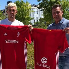 Gabi Moya, Acosta y Piti se hacen con las riendas del Atlético Pinto