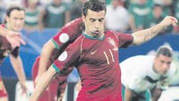 <b>GOL EN EL MUNDIAL. </b>Simao marcó de penalti ante México en el último partido de la primera fase.