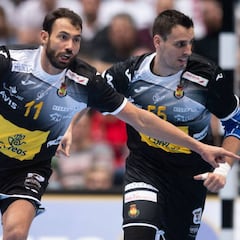 Cañellas y Sarmiento destacan en el examen ante Islandia