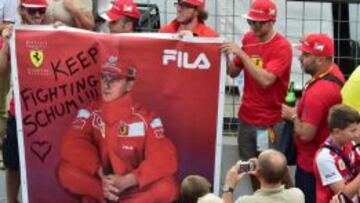 En todos los circuitos se apoya a Schumacher.