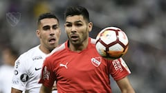 Todos miran a Silvio Romero