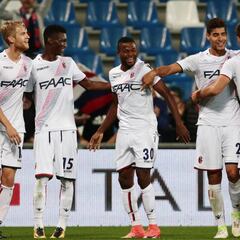 Pulgar celebra su nominación con gran asistencia en Italia