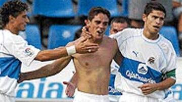 <B>SE SALIÓ</B>. En su debut en casa marcó el gol de la victoria contra el Alavés.