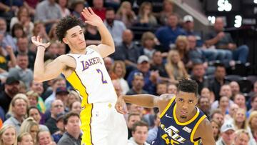 Donovan Mitchell supera a Lonzo Ball.