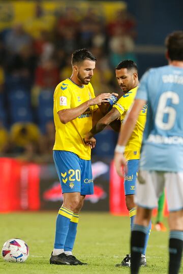 Kirian le puso el brazalete de capitán a Viera el famoso día del Celta. El 20 toma ahora el testigo como líder del equipo. 
