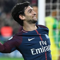 Monchi podría torpedear el fichaje de Pastore por el Sevilla