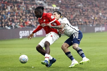 El PSV y Lozano terminan de hundir al Ajax