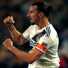 Jim Curtin: "You don't get involved with Zlatan Ibrahimovic"