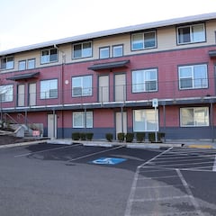 Un estudiante viaja en avión dos veces por semana para evitar pagar el alquiler de una habitación: “Tengo más tiempo para estudiar”