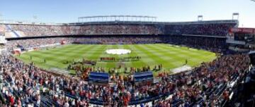Gran ambiente en el Vicente Calderón.