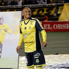 Vuelco inesperado: Suazo no se aleja del fútbol y sorprende con nuevo e importante rol