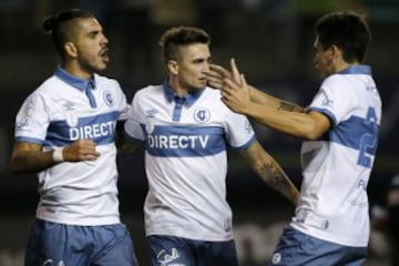 Futbol, Audax vs Universidad Catolica.
Decima fecha, cmapeonato de Clausura 2016/17.
El jugador de Universidad Catolica Ricardo Noir, centro, celebra con Enzo Kalinski y Alfonso Parot su gol contra Audax durante el partido de primera division disputado en el estadio Bicentenario La Florida de Santiago, Chile.
16/04/2017
Andres Pina/Photosport
************

Football, Audax vs Universidad Catolica.
10th date, Clousure Championship 2016/17
Universidad Catolica's player Ricardo Noir, right, celebrates with Enzo Kalinski and Alfonso Parot after scoring against Audax during the first division football match held at the Bicentenario La Florida stadium in Santiago, Chile.
16/04/2017
Andres Pina/Photosport