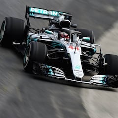 A Vettel le vale con cuatro días: "Mercedes es favorita este año"