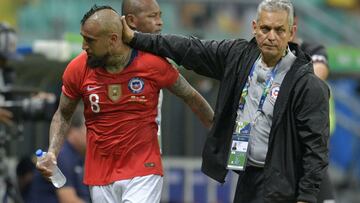 Arturo Vidal y Reinaldo Rueda