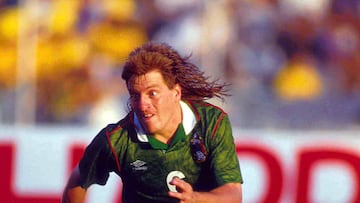 HISTORIA COPA AMERICA DESDE 1993
COPA AMERICA 1993
1993: Action file photo of Miguel Herrera of Mexico, during America Cup 93 game in Ecuador./Foto de accion de archivo de Miguel Herrera de Mexico, durante juego de la Copa America 93 en Ecuador. MEXSPORT/DAVID LEAH