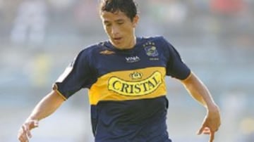 Cristián Uribe llegó a Colo Colo en 1999 tras un buen paso por Huachipato, pero en Cacique tuvo un irregular cometido. Luego partió a Portugal.