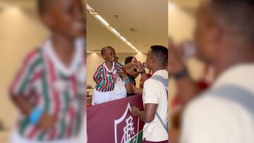 Fluminense compartió en sus redes el esperado encuentro entre Jhon Arias y ‘Mini Arias’, el niño que es tendencia en Brasil por su admiración incondicional hacia el jugador colombiano.