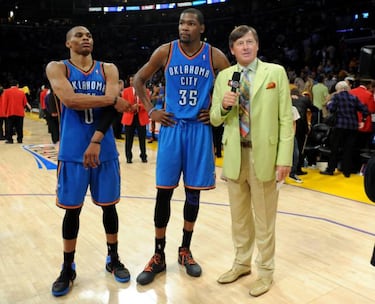 Craig Sager's 10 best outfits as tributes pour in for iconic NBA reporter