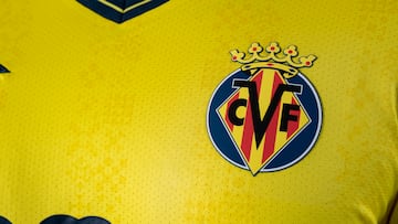 El Villarreal homenajea al sector cerámico con su nueva camiseta