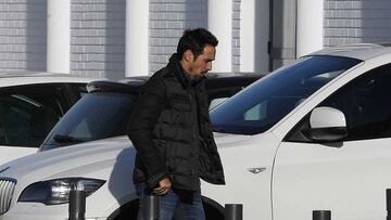 22/01/16 VALENCIA CF
 ENTRENAMIENTO DEL VALENCIA CF - VICENTE RODRIGUEZ
 ENTRADA LLEGADA PAISANO COCHE