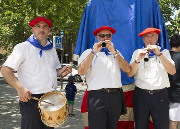 Barcelona and Alavés start party at the Copa del Rey 'Fan Zones'