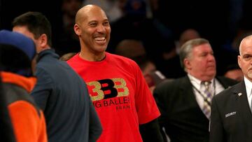 Los Lakers se re¨²nen con LaVar Ball por sus cr¨ªticas a Walton