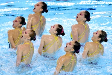 España le pisa los talones a China, Rusia incumple su palabra