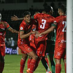Lujos y goles: Patriotas se pasea ante Cortuluá en Tunja