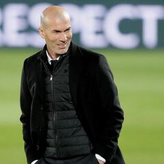 "Zidane será entrenador del PSG a más tardar en junio..."