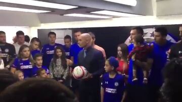 La sensacional arenga de Paco Jémez con jugadores y familiares