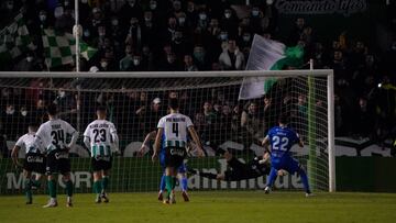 Parera salva al Racing