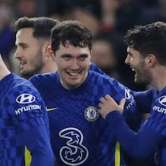 El Barça, en cabeza por uno de los centrales más deseados