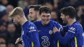 El Barça, en cabeza por uno de los centrales más deseados