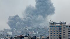Smoke rises following Israeli strikes in Gaza, October 9, 2023. REUTERS/Mohammed Salem     TPX IMAGES OF THE DAY