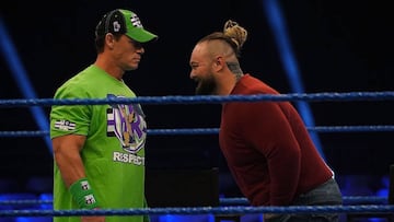 John Cena y Bray Wyatt durante SmackDown.