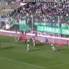 Loyola se viste de héroe en Argentina y marca este agónico gol: ¡suspenso hasta el final!