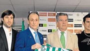 <b>ELENCO DE FICHAJES. </b>Lopera presentó a los cuatro refuerzos del Betis hasta el momento.