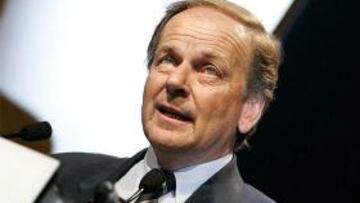 <b>UNA GRAN EMPRESA ESPECIALIZADA EN PRESTIGIOSOS EVENTOS DEPORTIVOS</b>. Patrice Clerc, francés de 59 años, es el presidente de Amaury Sport Organisation (ASO), empresa del grupo de prensa Editions Philippe Amaury (EPA), editora de publicaciones tan importantes en Francia como �L� Equipe�, �France Football� o �Velo Magazine�. Esta compañía organizadora de grandes eventos deportivos tiene también bajo su tutela pruebas del prestigio del Tour, el maratón de París o el Open de Francia de golf. Tras la muerte del creador del Dakar, Thierry Sabine, sus herederos controlaron la prueba, hasta que ASO se hizo cargo de ella para llevarla a sus máximos niveles de participación y difusión.