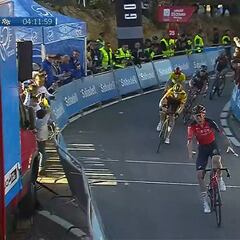 Tao Geoghegan Hart emerge de nuevo tras su ganar el Giro 2020