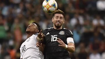 Héctor Herrera con la selección mexicana.